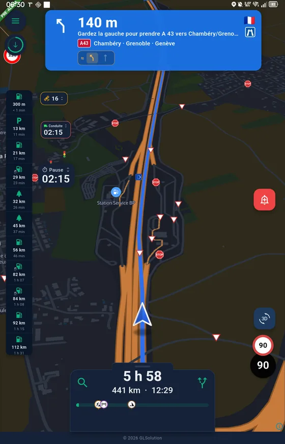 Truck guidance on a motorway with lanes, speed and upcoming stations